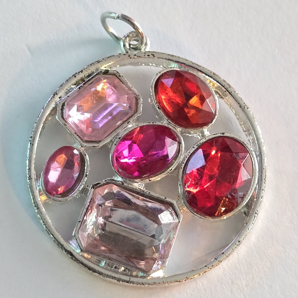 Jeweled circle pendant pink red silver tone round gems jewelry